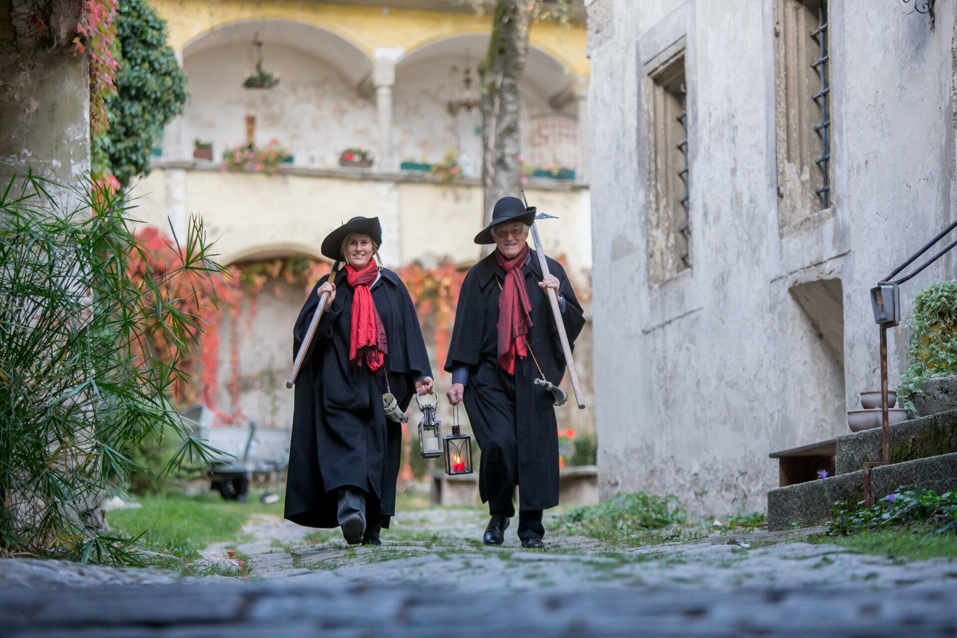 Nachtwaechter-1-c-www.botagraph.com_