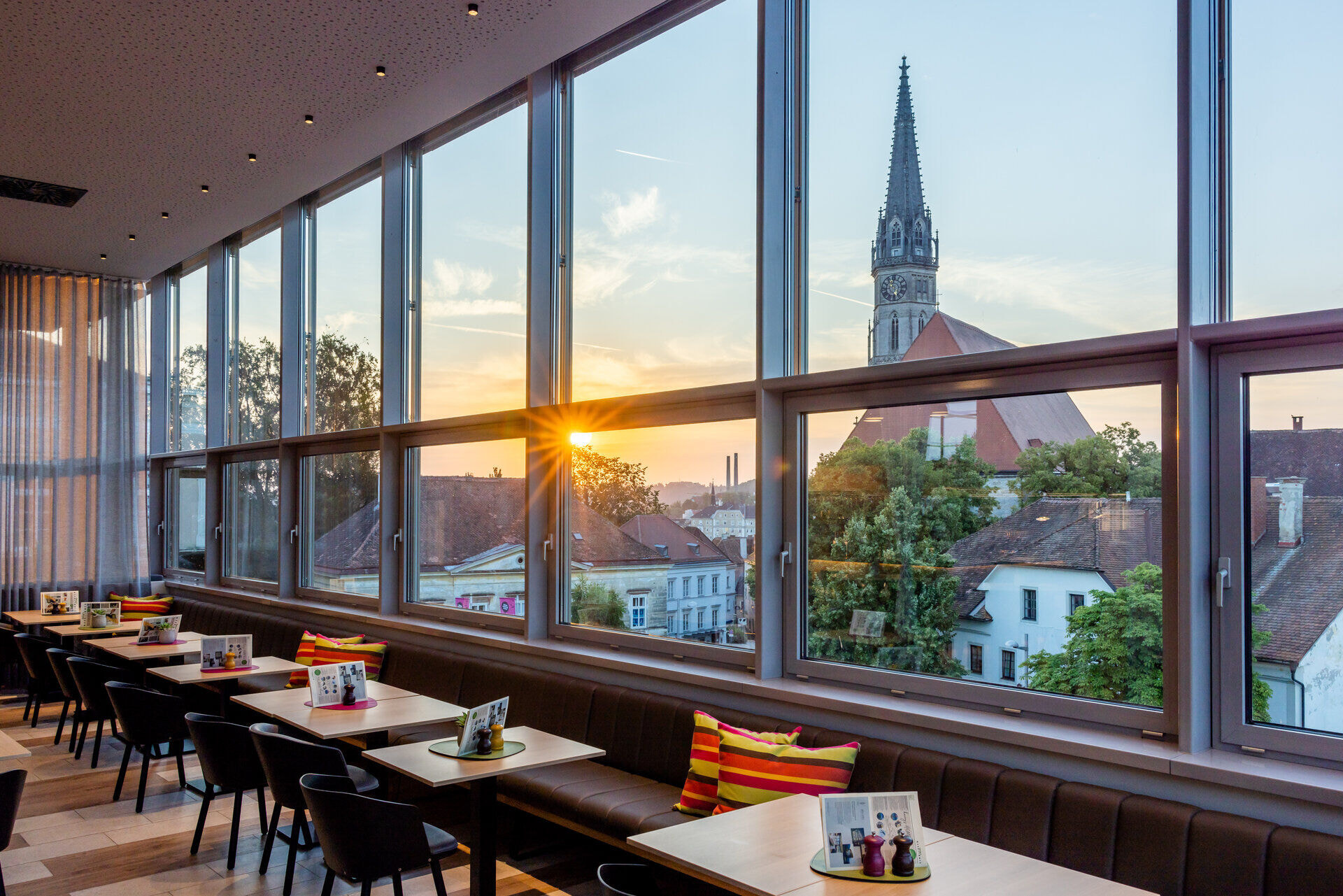 bcs-harrysbreakfast-channesecker-0009