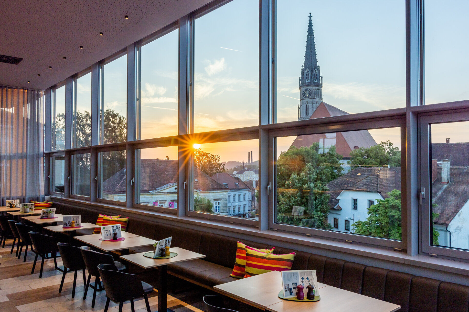 bcs-harrysbreakfast-channesecker-0008